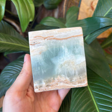 Load image into Gallery viewer, Caribbean Calcite Charging Plate #2