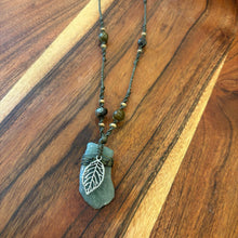 Load image into Gallery viewer, Handmade Green Aventurine Macrame Necklace