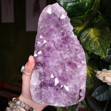 Load image into Gallery viewer, Amethyst Geode #4 - Large Base Cut Geode