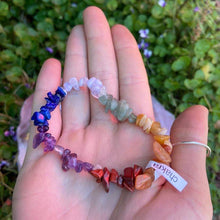 Load image into Gallery viewer, Chakra Chip Bracelet